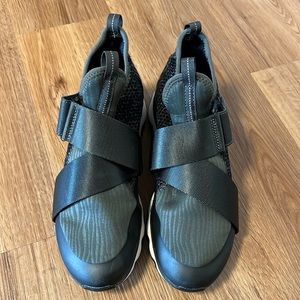 Sorel Kinetic sneak green grey alpine tundra Impact size 7.5 like new!!